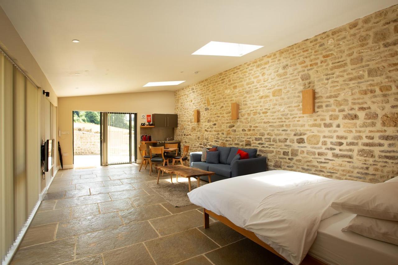 On The Brook Villa Bruton Bagian luar foto