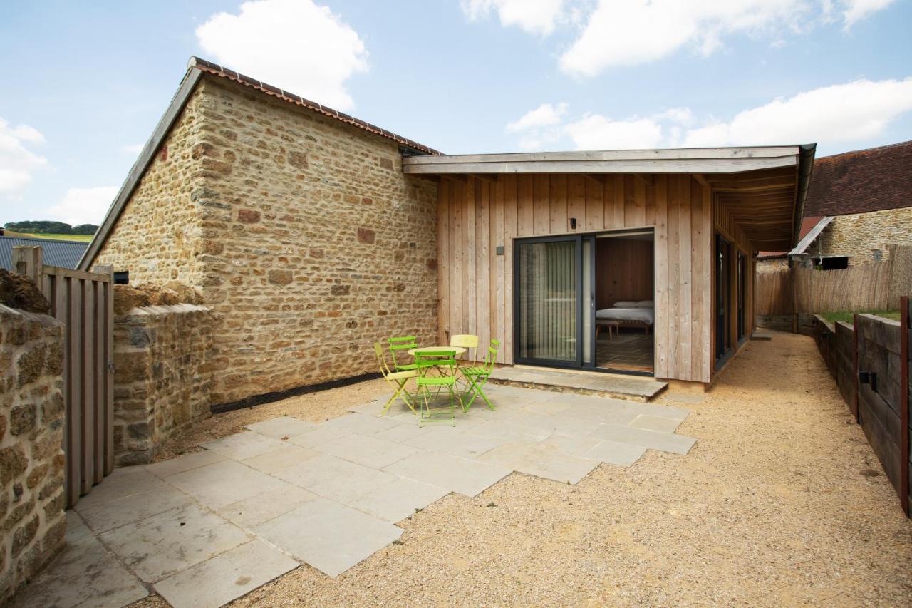 On The Brook Villa Bruton Bagian luar foto